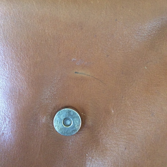 Vintage Ugo Santini Leather Crossbody Bag - Picture 7 of 8